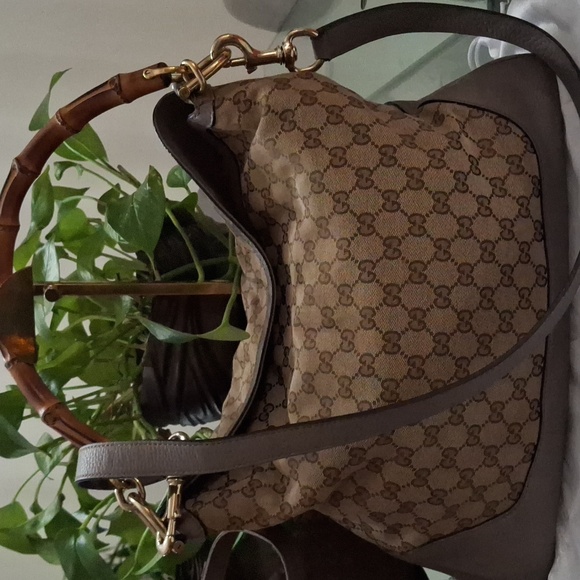 - Gucci bamboo hobo bag - Picture 2 of 10